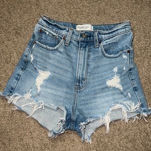 Abercrombie & Fitch High Rise Mom Shorts - Curve Love